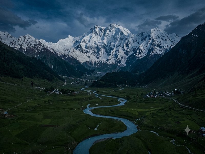 8 Nights 9 Days Kashmir & Offbeat Tour
